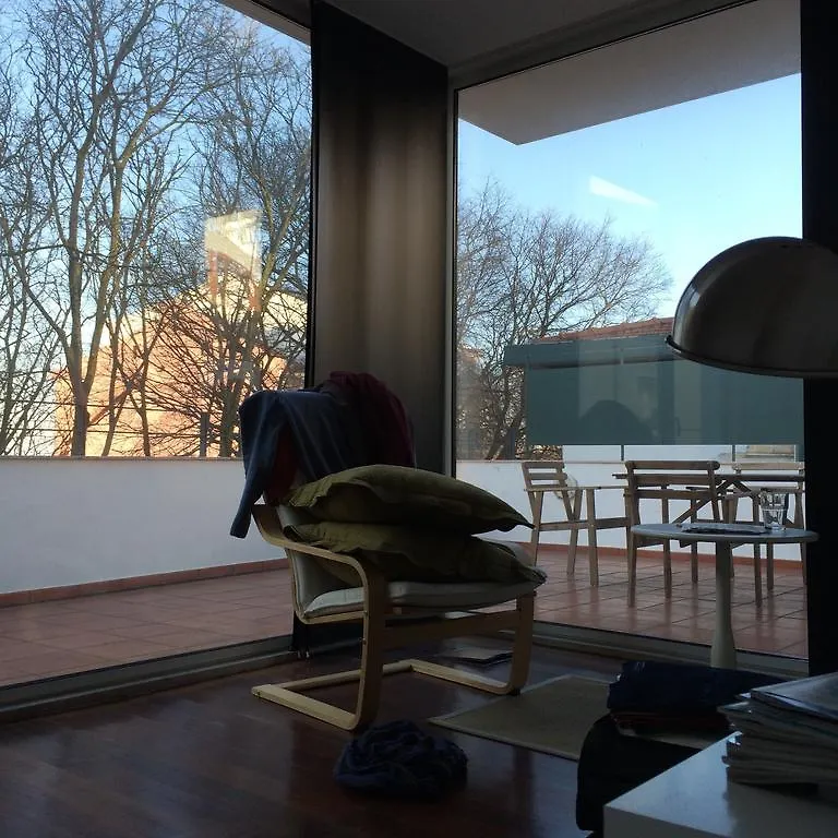 Belong Staying And Feeling - Casa Da Se Lizbona